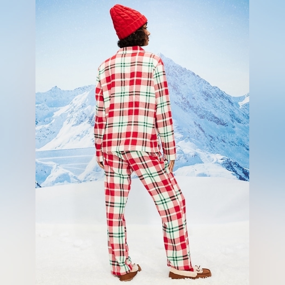 2X Old Navy Red Green White Plaid Adult PJs Pajamas Matching Set Christmas Xmas - Picture 2 of 3